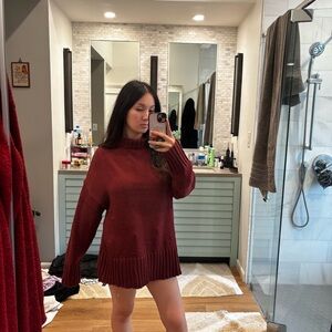 Chic Burgundy Turtleneck Sweater